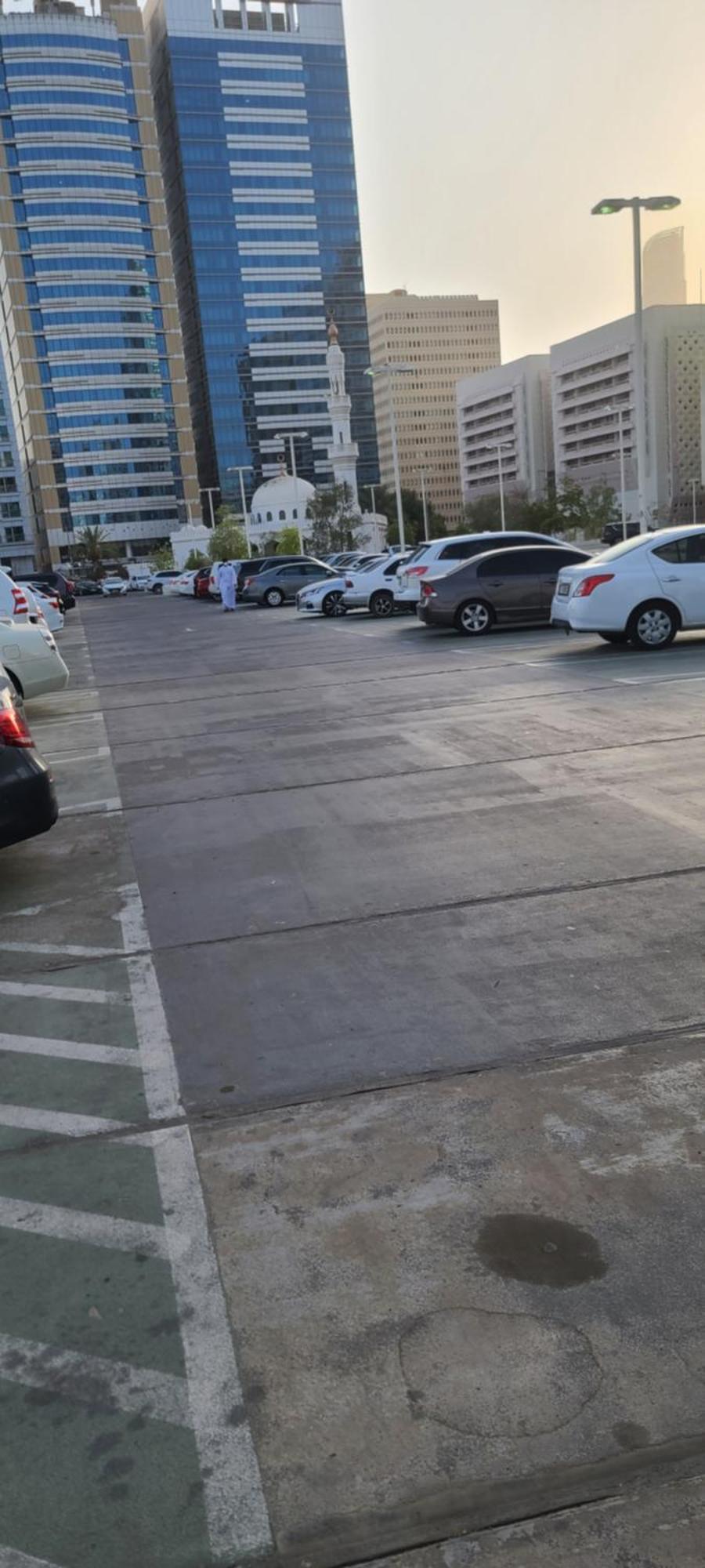 אבו דאבי Home Away Apartment מראה חיצוני תמונה