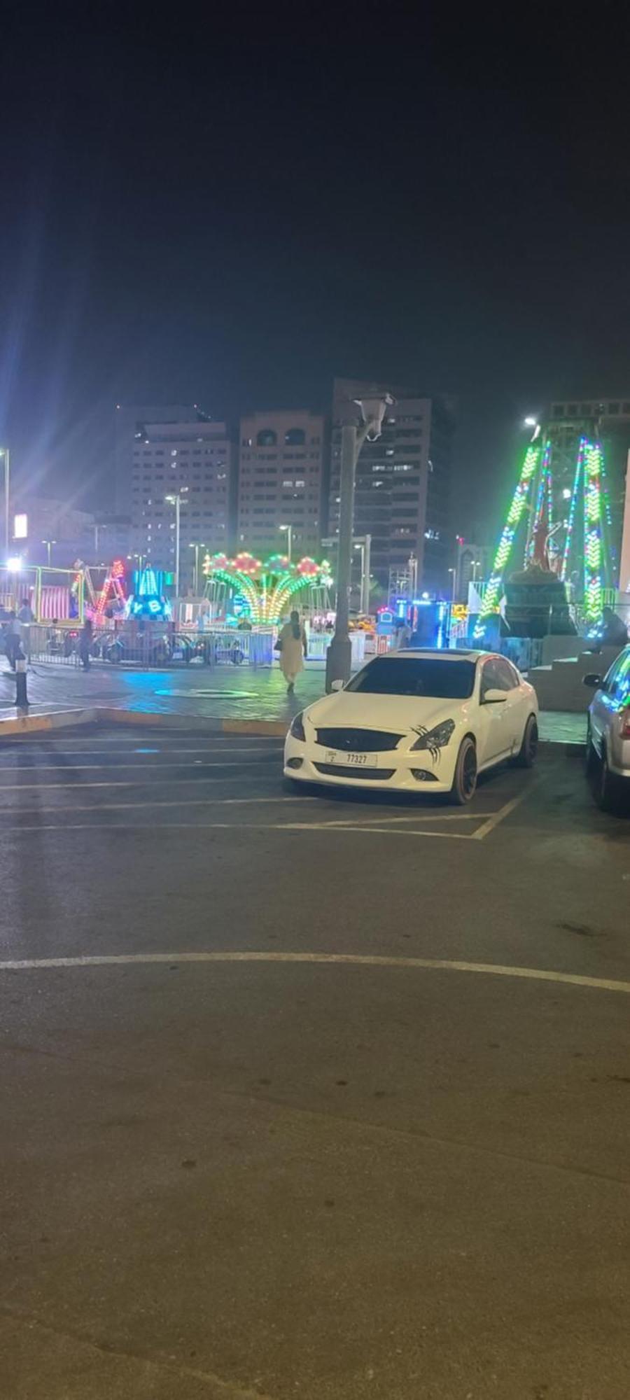 אבו דאבי Home Away Apartment מראה חיצוני תמונה